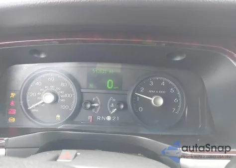 2007 Lincoln Town Car Signature from USA, damaged, VIN 1LNHM81W77Y624474